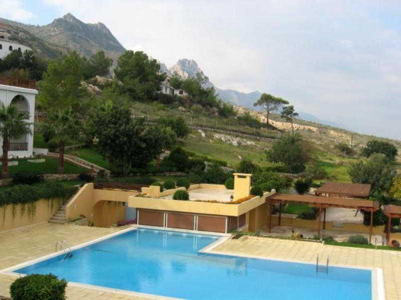 Onar Village كيرينيا المظهر الخارجي الصورة
