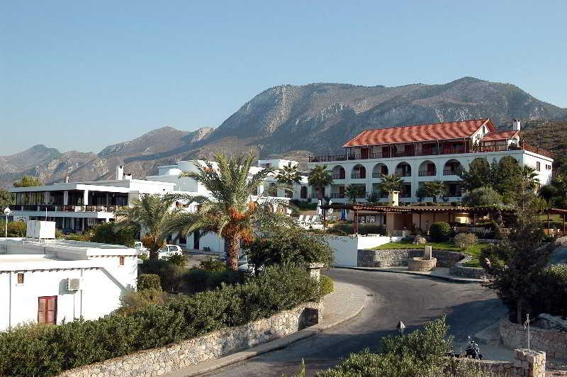 Onar Village كيرينيا المظهر الخارجي الصورة